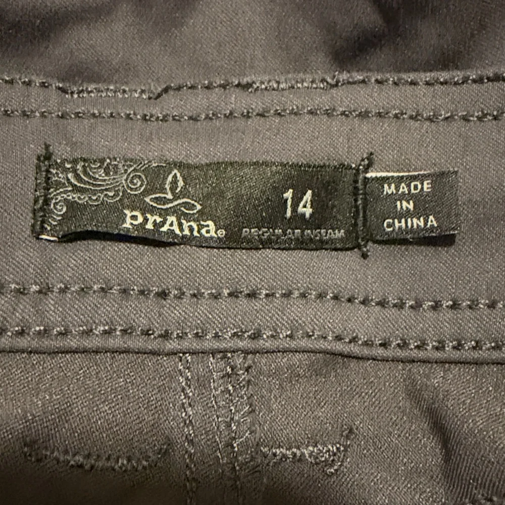 Prana Halle II Pant Convertible Roll Up Outdoor Utility Hiking Coal Gray 14 - Picture 13 of 13